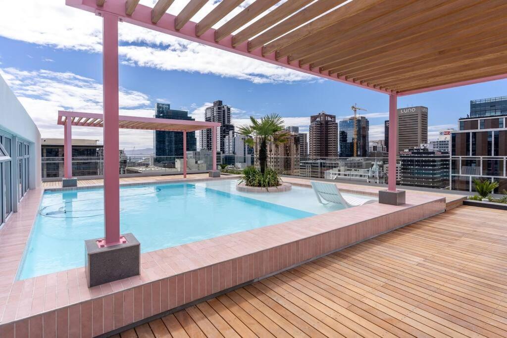 The Rose 105: Studio Apartment With Rooftop Pool Kapstadt Exterior foto